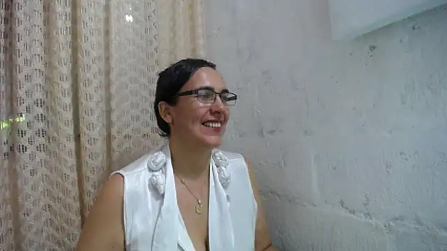 gabbyparker  online show from 17, 12, 2025