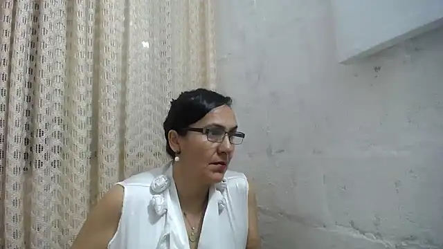 gabbyparker  online show from 15, 12, 2025