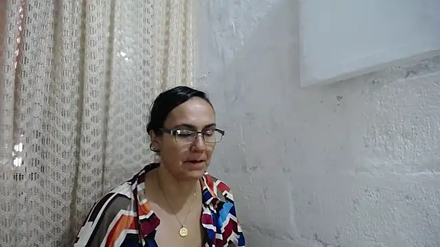 gabbyparker  online show from 31, 10, 2025