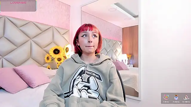 dafnne hall online show from 29, 11, 2025