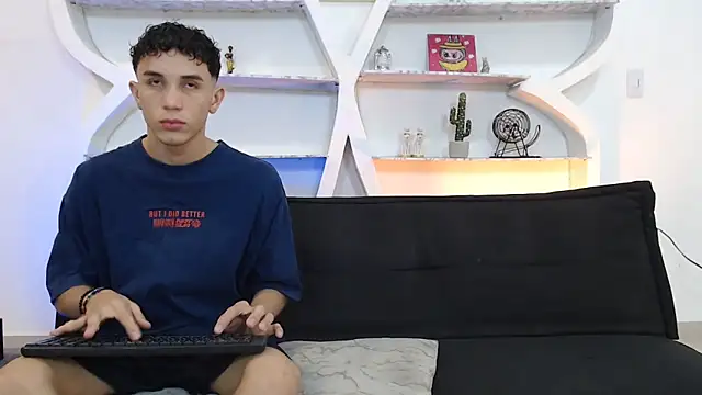 THREE GUYS HOT online show from 20, 11, 2025