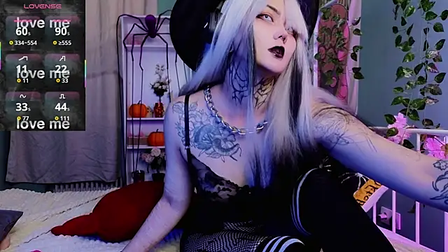 GothXRaven online show from 27, 10, 2025