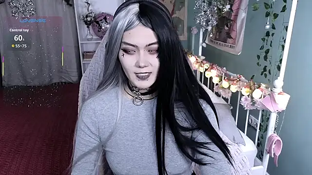 GothXRaven online show from 16, 12, 2025