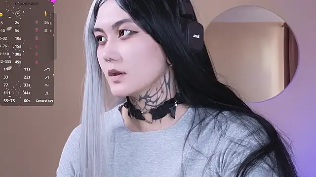 GothXRaven online show from 7, 2, 2026