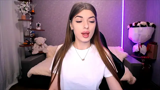 Dianaa Lee0 online show from 17, 2, 2026