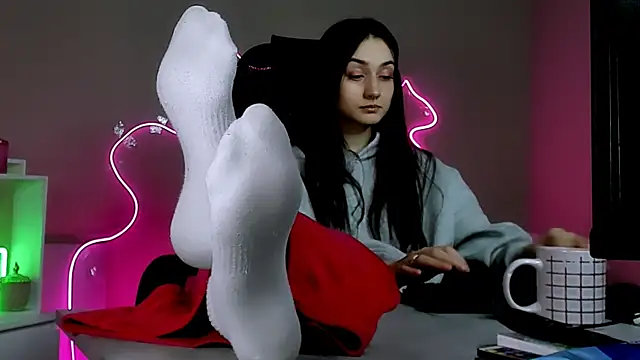 olivianorton online show from 16, 3, 2026