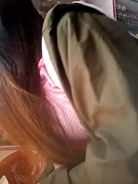 Snapshot of hotshreya69 chatting on 16, 11, 2025 hotshreya69 online show from 16, 11, 2025