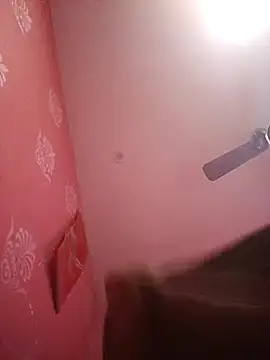 Snapshot of hotshreya69 chatting on 14, 11, 2025 hotshreya69 online show from 14, 11, 2025