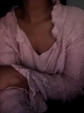 Snapshot of hotshreya69 chatting on 22, 11, 2025 hotshreya69 online show from 22, 11, 2025