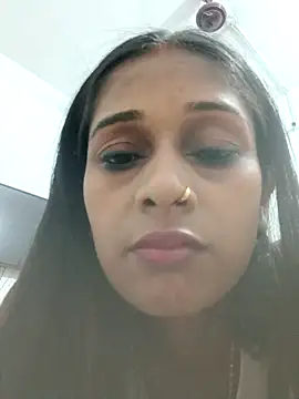 Snapshot of hotshreya69 chatting on 26, 10, 2025 hotshreya69 online show from 26, 10, 2025