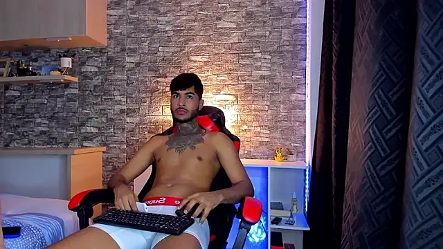 Snapshot of Theimperialboys_ chatting on 26, 5, 2026 Theimperialboys online show from 26, 5, 2026