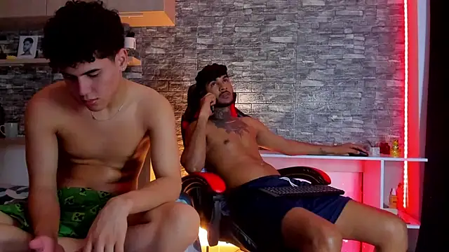 Snapshot of Theimperialboys_ chatting on 3, 6, 2026 Theimperialboys online show from 3, 6, 2026