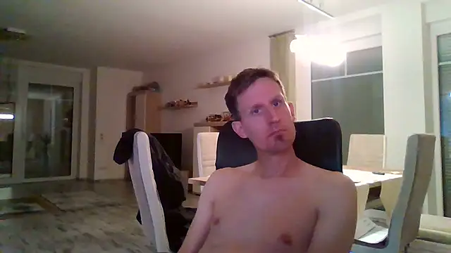 Snapshot of Trockenbau chatting on 2, 10, 2025 Trockenbau online show from 2, 10, 2025