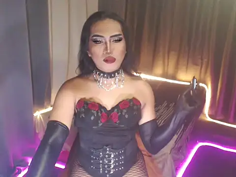 Hail ur Dominant online show from 5, 11, 2025