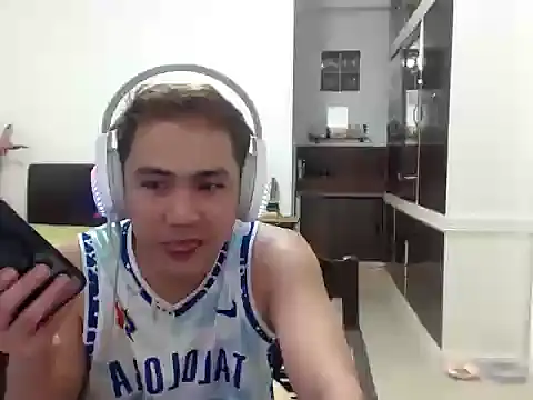 Snapshot of asianhottyboy chatting on 14, 1, 2026 asianhottyboy online show from 14, 1, 2026