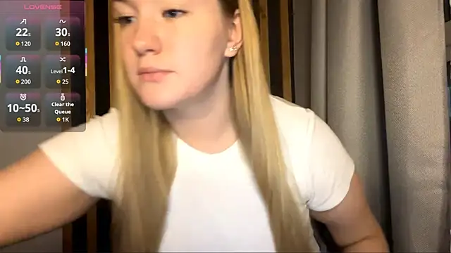 PandaFluff online show from 28, 10, 2025