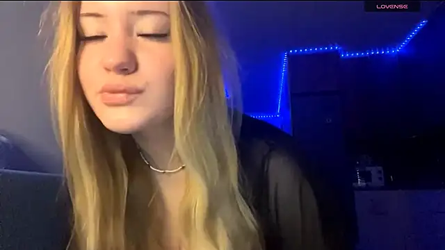 PandaFluff online show from 16, 12, 2025