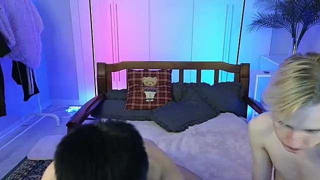 saintlauren1 online show from 27, 11, 2025