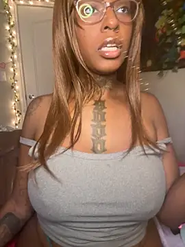 MistiSavannah online show from 5, 12, 2025