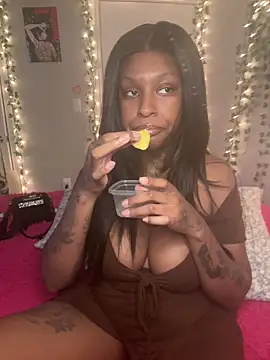 MistiSavannah online show from 1, 2, 2026