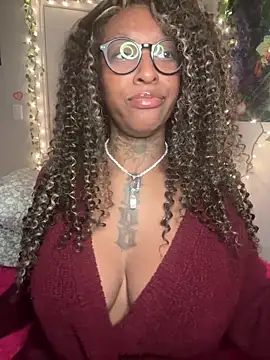 MistiSavannah online show from 12, 4, 2026