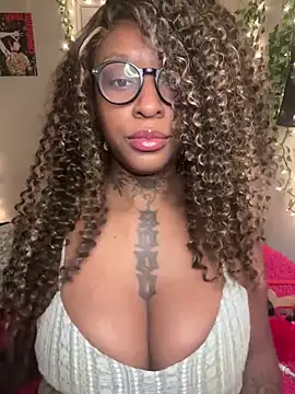 MistiSavannah online show from 18, 4, 2026