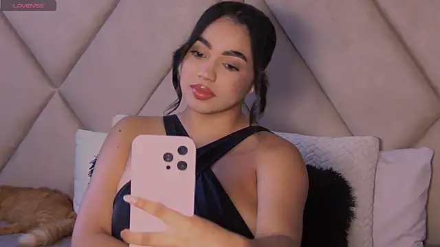 CharlotteeBrownn online show from 5, 11, 2025