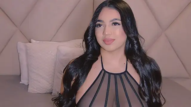 Snapshot of CharlotteeBrownn chatting on 21, 4, 2026 CharlotteeBrownn online show from 21, 4, 2026