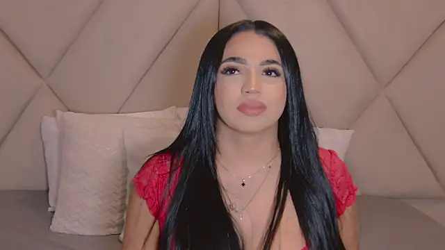 Snapshot of CharlotteeBrownn chatting on 24, 4, 2026 CharlotteeBrownn online show from 24, 4, 2026