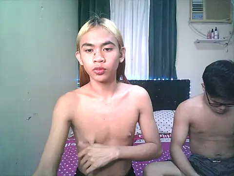 Snapshot of Sweet-shopia chatting on 17, 12, 2025 Sweet-shopia online show from 17, 12, 2025
