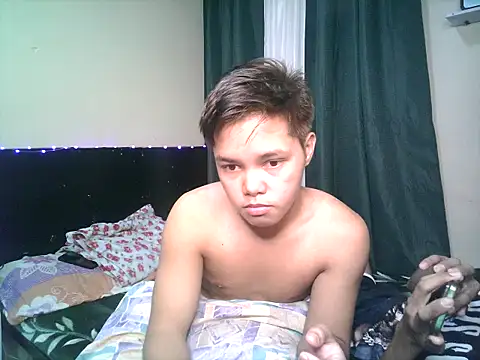 Snapshot of Sweet-shopia chatting on 23, 11, 2025 Sweet-shopia online show from 23, 11, 2025