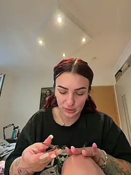 Snapshot of OliviaaFischer chatting on 1, 6, 2026 OliviaaFischer online show from 1, 6, 2026