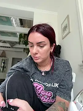 OliviaaFischer online show from 1, 4, 2026