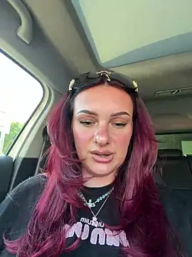 Snapshot of OliviaaFischer chatting on 11, 7, 2026 OliviaaFischer online show from 11, 7, 2026