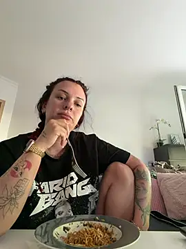 Snapshot of OliviaaFischer chatting on 13, 7, 2026 OliviaaFischer online show from 13, 7, 2026