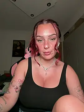 Snapshot of OliviaaFischer chatting on 9, 7, 2026 OliviaaFischer online show from 9, 7, 2026