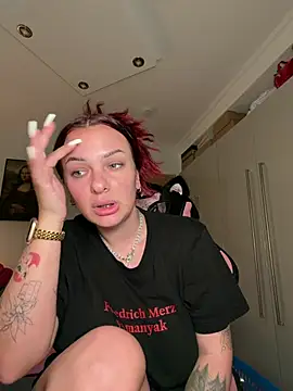 Snapshot of OliviaaFischer chatting on 8, 7, 2026 OliviaaFischer online show from 8, 7, 2026