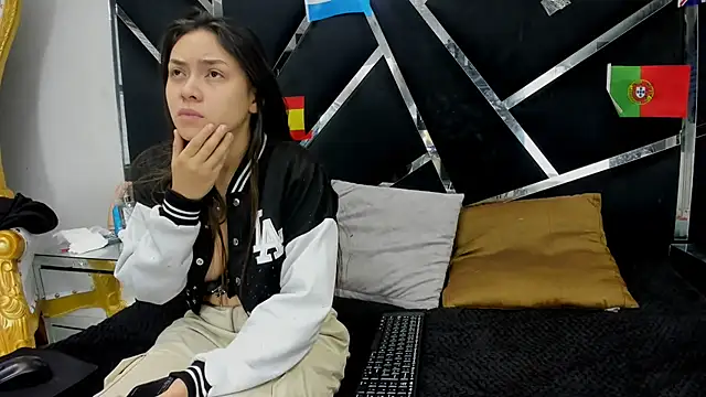 Noa Arez online show from 8, 7, 2026