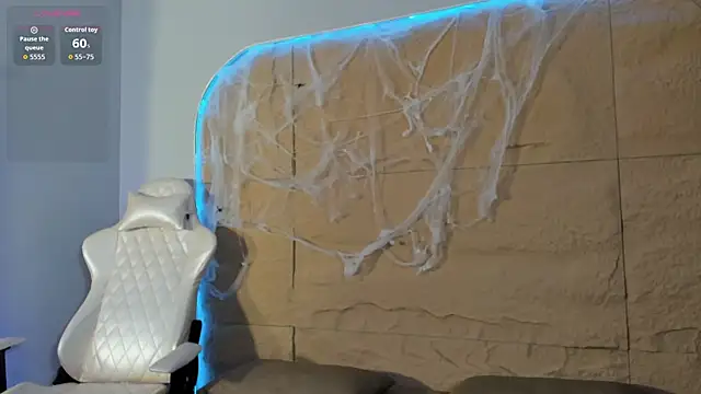 RenataLeclair online show from 30, 10, 2025