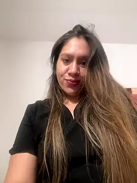 emma hot2006 online show from 15, 11, 2025