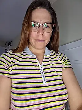 chicaenmascarada online show from 23, 9, 2025