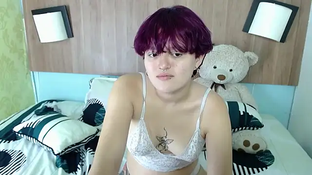 JadeAndJess  online show from 17, 9, 2025