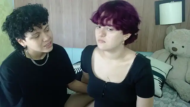 JadeAndJess  online show from 23, 9, 2025