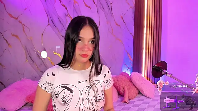 Emmiicute online show from 3, 11, 2025