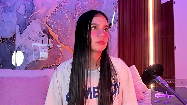 Emmiicute online show from 16, 10, 2025