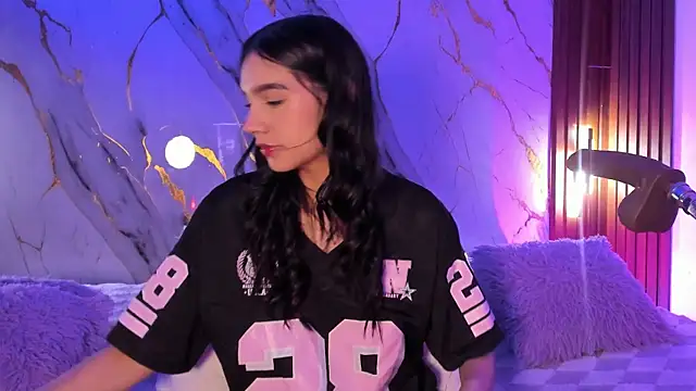 Emmiicute online show from 28, 6, 2026