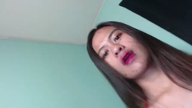 Snapshot of SexywildDanica chatting on 12, 11, 2025 SexywildDanica online show from 12, 11, 2025