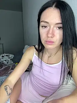 Snapshot of karrr__aaa chatting on 15, 10, 2025 karrr aaa online show from 15, 10, 2025