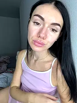 Snapshot of karrr__aaa chatting on 22, 10, 2025 karrr aaa online show from 22, 10, 2025