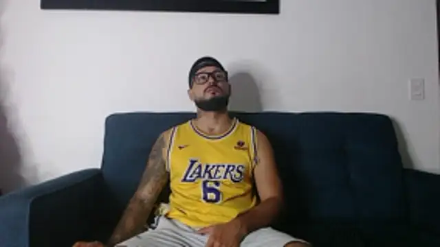 Snapshot of Eric_Evans1 chatting on 4, 12, 2025 Eric Evans1 online show from 4, 12, 2025